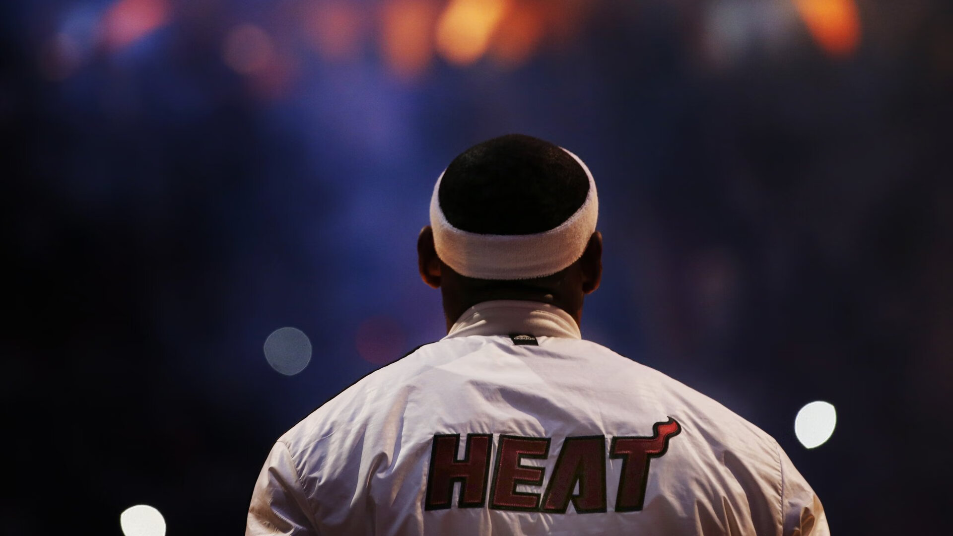 开云-多线作战奇景，利物浦出局，山东泰山备战欧超杯，巴萨转战NBA，国际比赛日混乱